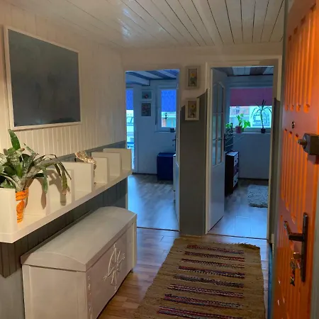 Lesny Apartament *