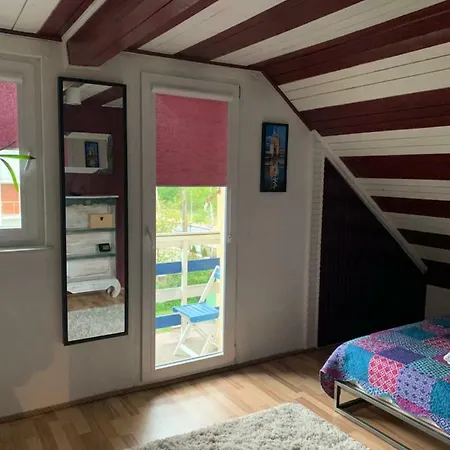 Lesny Apartament דירה סטגנה